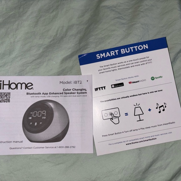 IHOME Bluetooth color changing speaker,alarm clock and radio - Picture 2 of 5